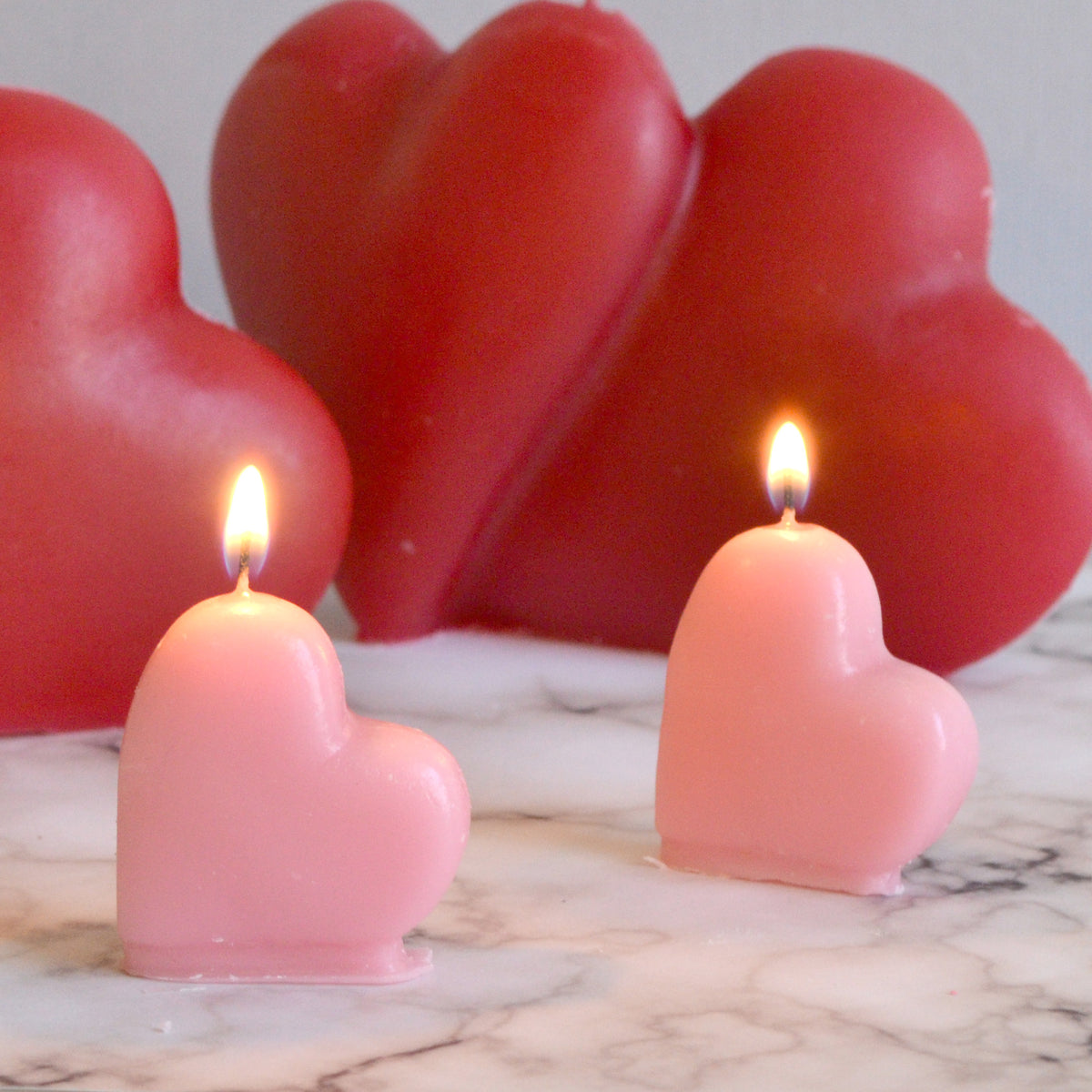 Three Little Hearts Heart Shaped Hot Pink Candles With Tray