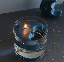 Load image into Gallery viewer, Midnight Moon Floating Candle