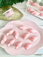 Load image into Gallery viewer, Pink Flamingo Candle