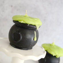Load image into Gallery viewer, witches cauldron candle