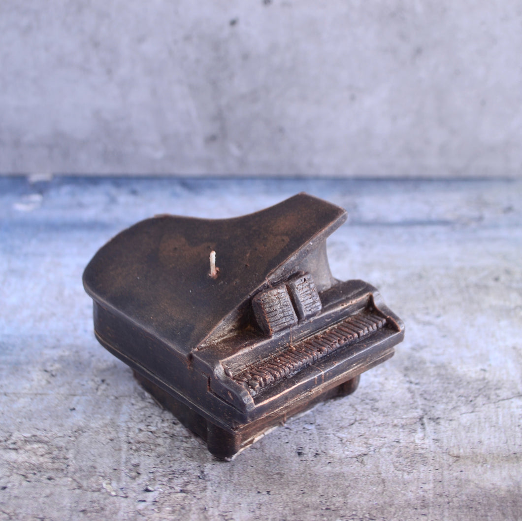 Piano Candle