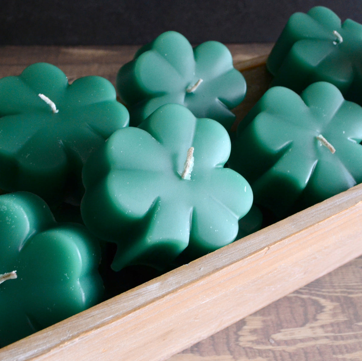 4 pack floating Shamrock Candles