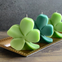 Load image into Gallery viewer, Lucky Four Leaf Clover Candle