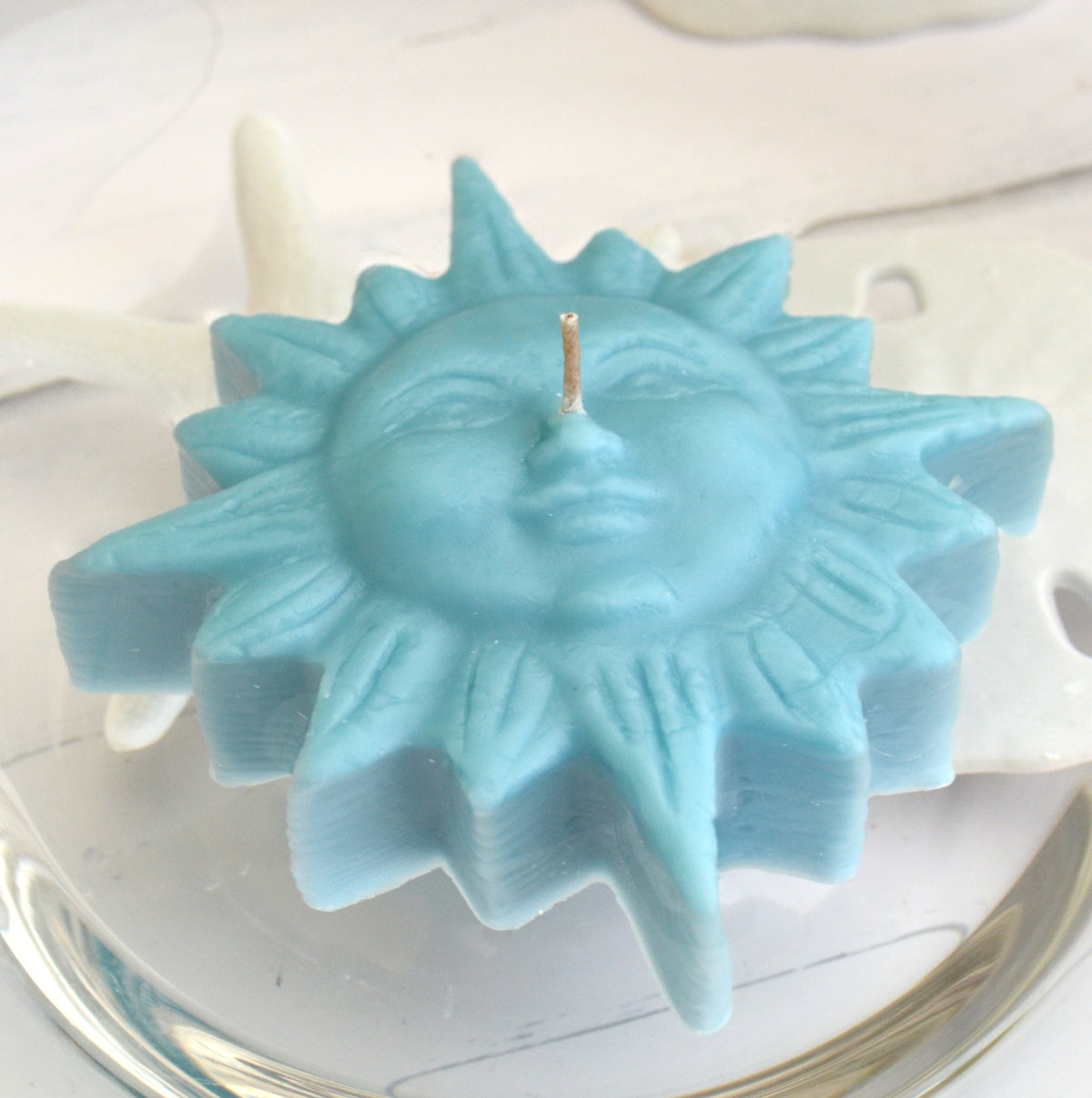 Sunburst floating candle