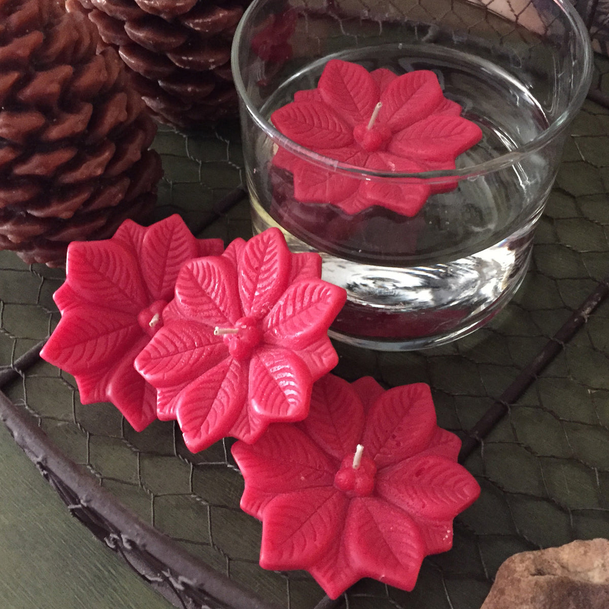 2 Pack Floating Poinsettia Candles
