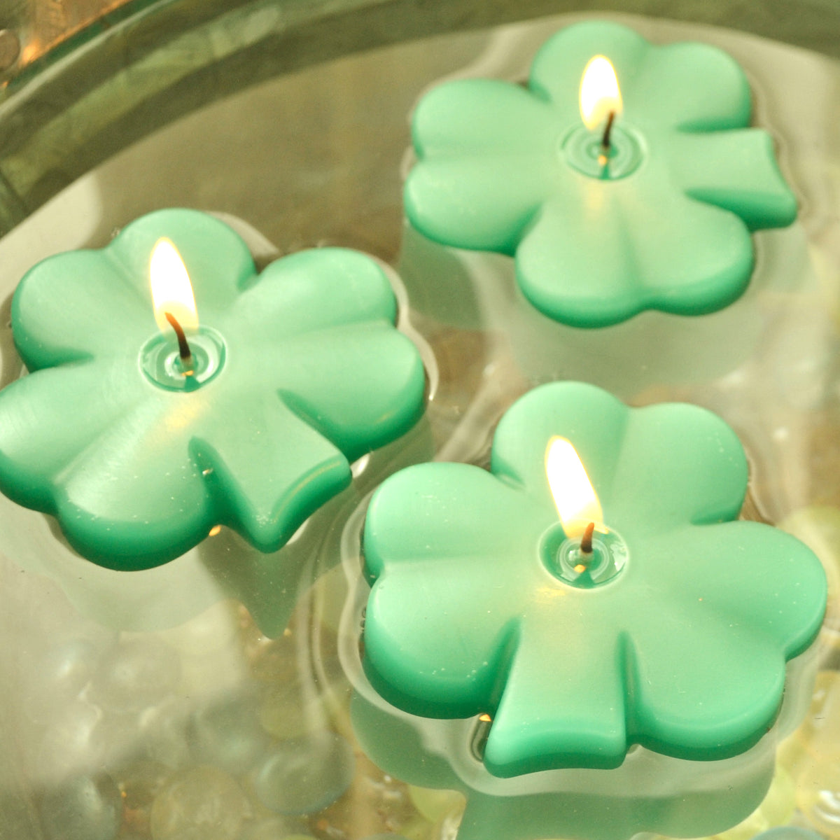 4 pack floating Shamrock Candles